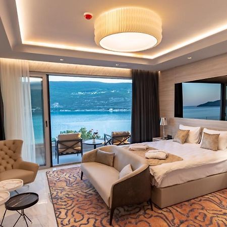 Garni Hotel Kruso Herceg Novi Exterior photo