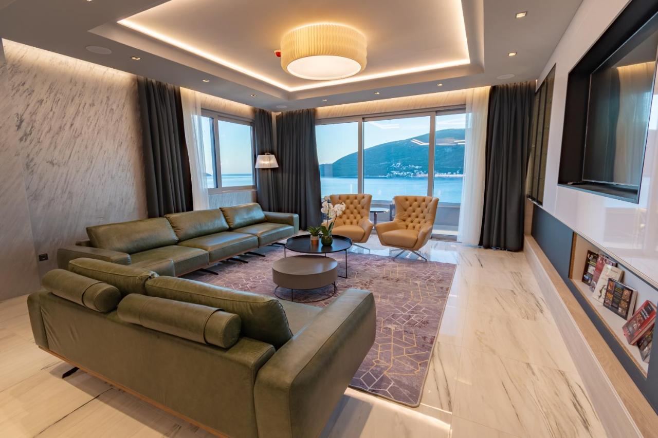 Garni Hotel Kruso Herceg Novi Exterior photo