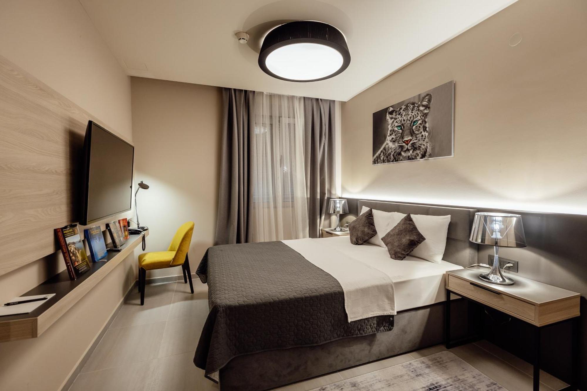 Garni Hotel Kruso Herceg Novi Exterior photo